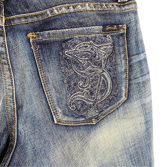 Seven 7 Womens Bootcut Jeans Sz 6 Distressed Stretch Mid Rise Denim Embroidery - Picture 7 of 14
